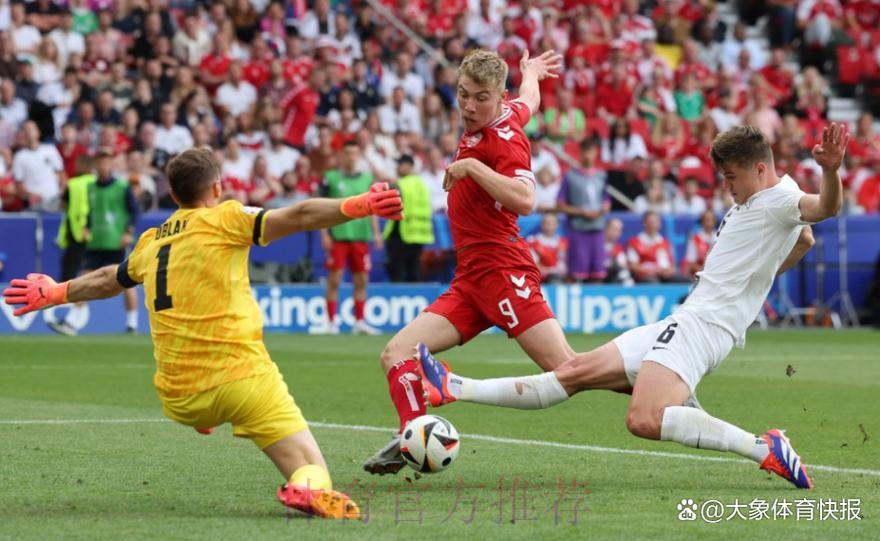 单扛强突+MVP！22岁中锋带队进决赛：离开曼联半年12球3助